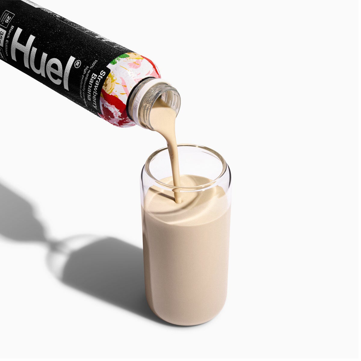 Huel Complete Meal Drink Black Edition Strawberry & Banana, 12 x 500ml