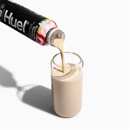 Huel Complete Meal Drink Black Edition Strawberry & Banana, 12 x 500ml